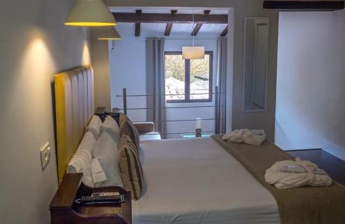 Molinos de Papel Hotel | Hotel Resort Cueva del Fraile