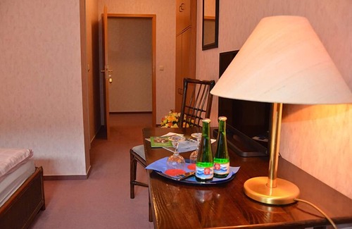 Steinbach-Hallenberg Hotel | Hotel Restaurant Zur Hallenburg