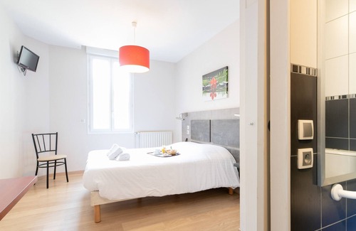 Arzacq-Arraziguet Hotel | Hotel Restaurant La Vieille Auberge