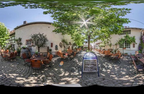 Wallau Hotel | Hotel Restaurant Alter Hof