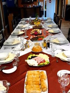 Nufaru Boat Rental | Hotel Restaurant Plutitor Delta Ways