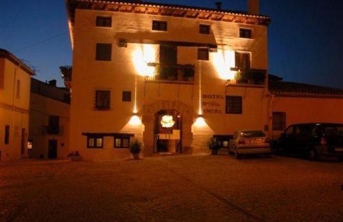 Requena House | Hotel Restaurante Doña Anita