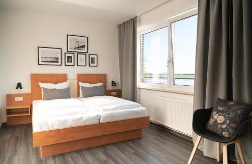 Emmerich Hotel | Hotel Rheinpromenade8