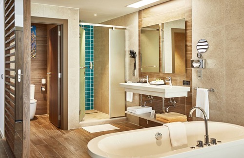 Kedhigandu Resort | Hotel Riu Palace Maldivas - All inclusive