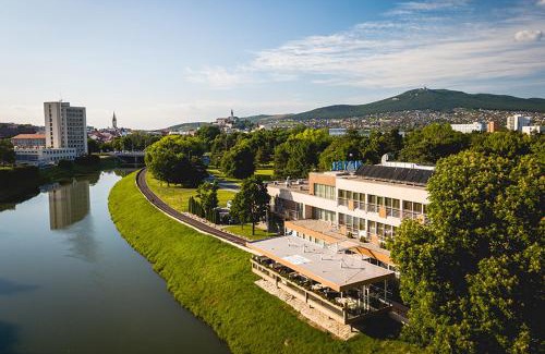 Nitra Hotel | Hotel River