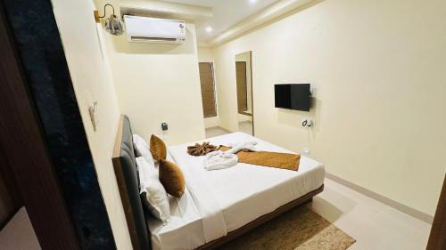 Armori Hotel | Hotel RK Celebration Managed By Kurma's Group