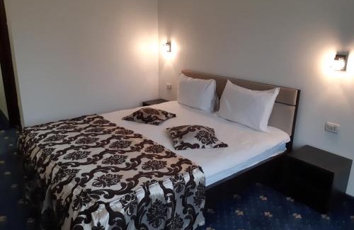 Barlad Hotel | Hotel Ro&Mario Barlad