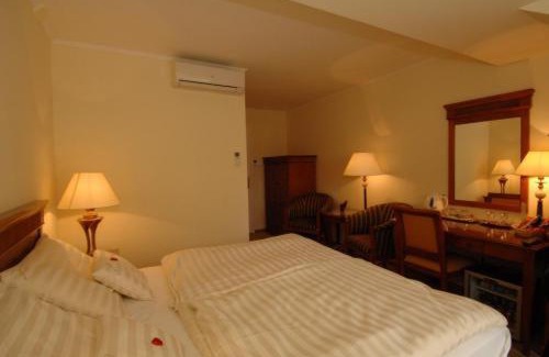 Eger Hotel | Hotel Romantik Eger