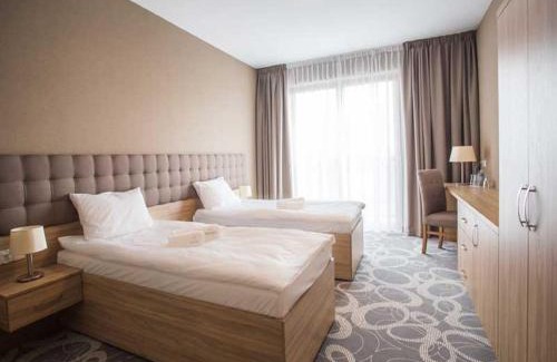 Wabrzezno Hotel | Hotel Rondo