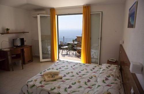 Finale Ligure Hotel | Hotel Rosita
