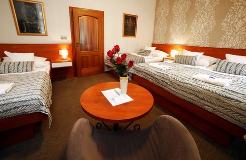 Plzen Hotel | Hotel Roudna
