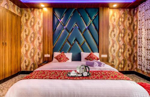 Dal Lake Hotel | HOTEL ROYAL HAMEED
