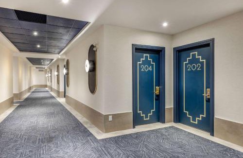 La Cite-Limoilou Hotel | Hotel Royal William, an Ascend Collection Hotel