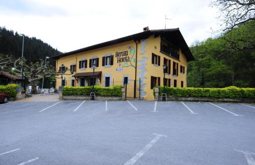Lesaka Hotel | Hotel Rural Bereau