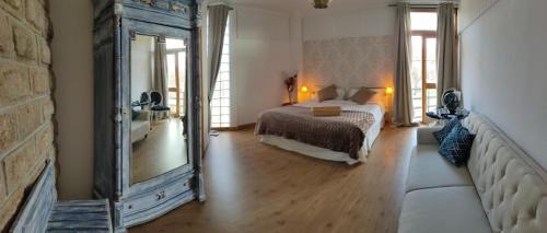 Torremocha de Jarama Hotel | Hotel Rural Luna Llena