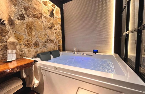 El Berrueco Hotel | Hotel Rural La Casona de la Dehesa