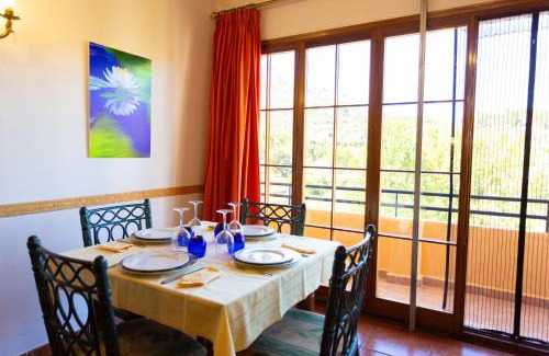 Castell de Castells Hotel | Hotel Rural Serrella