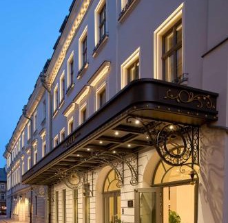 Stare Miasto Hotel | Hotel Saski Krakow Curio Collection by Hilton