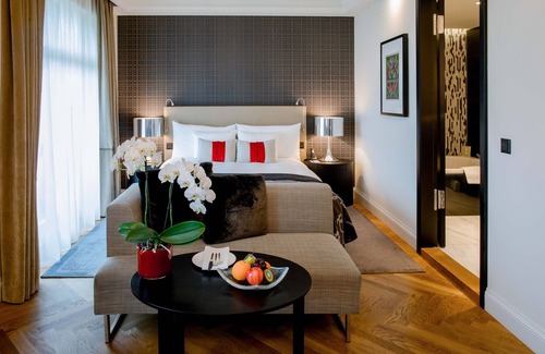 Old City of Bern Hotel | Hotel Schweizerhof Bern & Spa