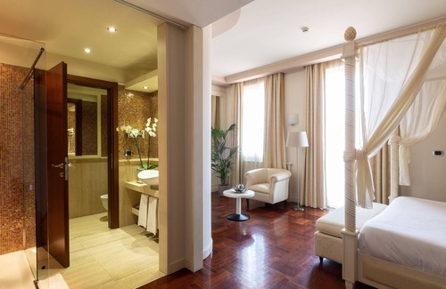 Milan Hotel | Hotel Silver