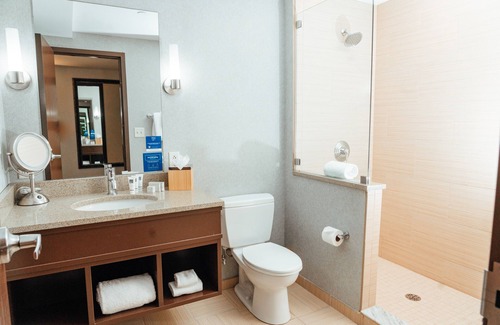 Downtown Syracuse Hotel | Hotel Skyler Syracuse Tapestry Collection by Hilton