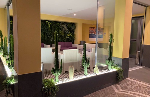 Qualiano Hotel | Hotel Smeraldo