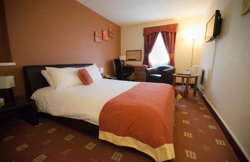 Newmillerdam Hotel | Hotel St Pierre, Sure Hotel Collection by Best Western
