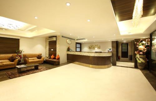 Wellington Pier Hotel | Hotel Suba Palace Near Gateway of India