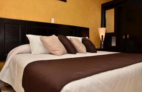 Tula de Allende Hotel | Hotel Suite Azomali