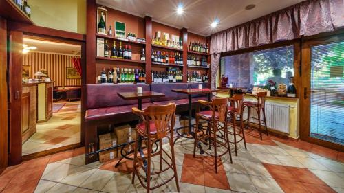 Sladkovicovo Hotel | Hotel Tevel