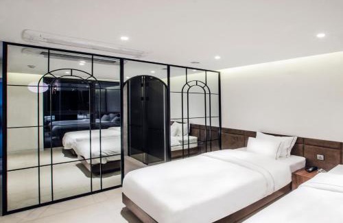 Bangi-dong Hotel | Hotel the Castle Jamsil#1