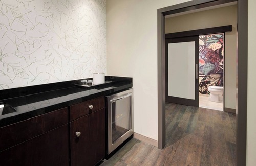 Lower Garden District Hotel | Hotel Tonnelle New Orleans, A Tribute Portfolio Hotel By Marriott
