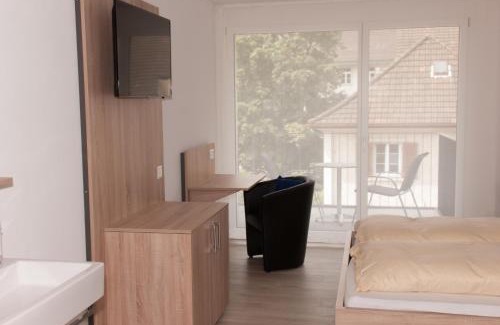 Kuttigen Hotel | Hotel Traube Garni