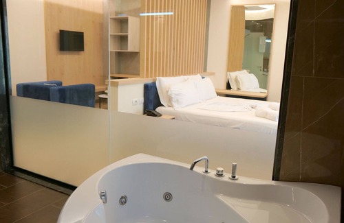 Skataj Hotel | Hotel Triumf Shengjin