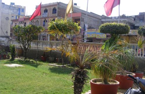 Amer Fort Road Hotel | Hotel Vacation