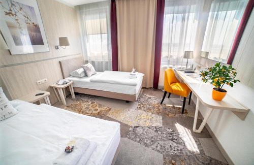 Srodmiescie Hotel | Hotel Victoria