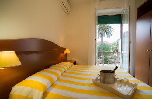 Varazze Hotel | Hotel Villa Gloria