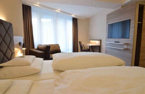 Hoexter Hotel | Hotel Villa Huxori
