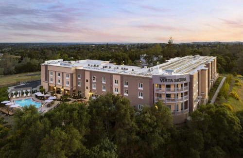 North Auburn Hotel | Hotel Vista Sierra