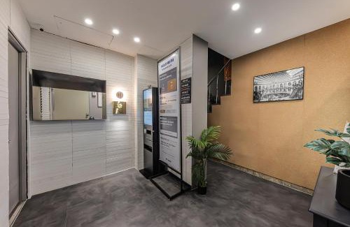 Guri Hotel | Hotel Yellow