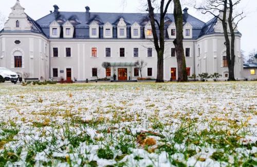 Lubliniec Hotel | Hotel Zamek Lubliniec