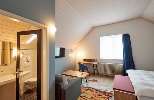 Buelach Hotel | Hotel zum goldenen Kopf