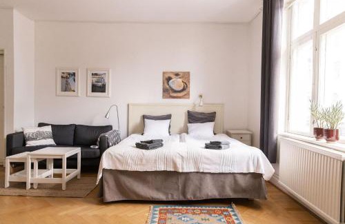 Roslunda-Kronotorp Apartment | Hotell Villa Rönne