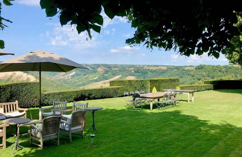 Castiglione in Teverina House | House ∙ 8 bedrooms ∙ 14 guests