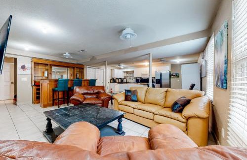 Lilburn House | Hound Lair