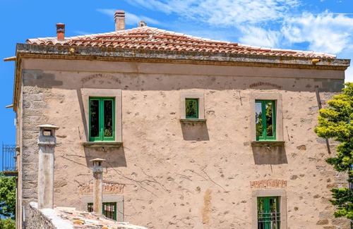 Ficarra House | House ∙ 1 bedroom ∙ 10 guests