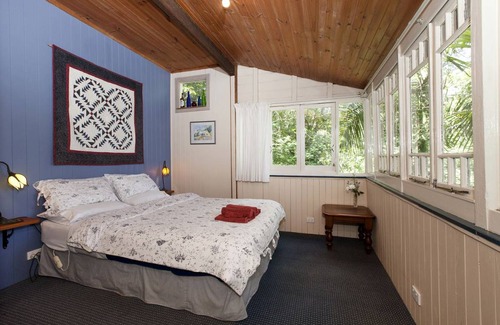 Mount Glorious House | House ∙ 1 bedroom ∙ 4 guests