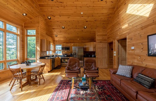 Beech Mountain House | House ∙ 1 bedroom ∙ 4 guests