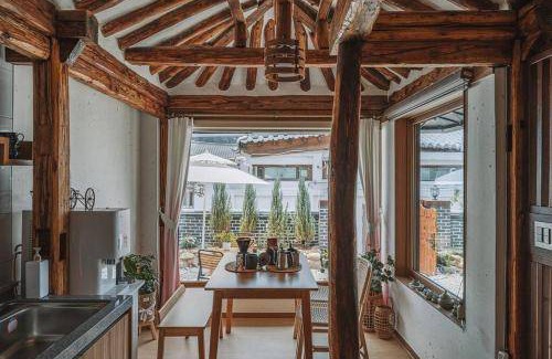 Jeonju House | House ∙ 1 bedroom ∙ 2 guests