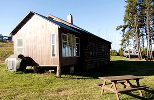 Unorganized Thunder Bay District House | House ∙ 1 bedroom ∙ 8 guests